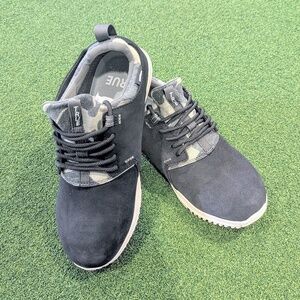 TRUE LINKSWEAR ORIGINAL MEN'S SPIKELESS GOLF SHOE